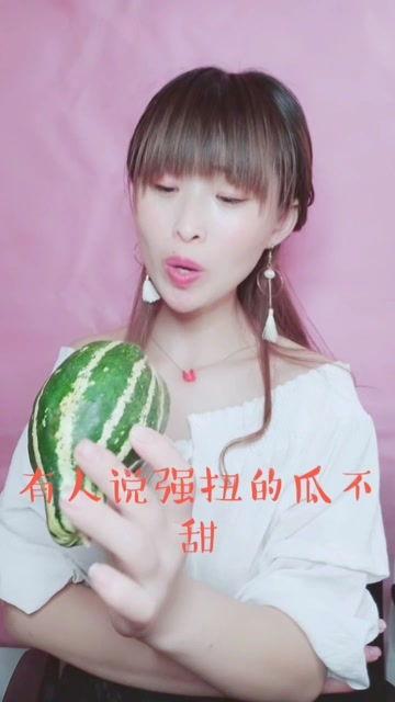 娱乐吃瓜酱最尴尬,吃瓜酱揭秘最尴尬瞬间