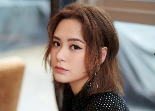 娱乐吃瓜女明星出轨,吃瓜群众揭秘女明星出轨风波