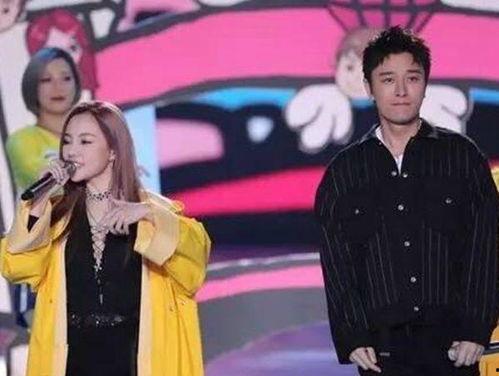 吃瓜娱乐圈直播视频,吃瓜群众围观明星幕后生活