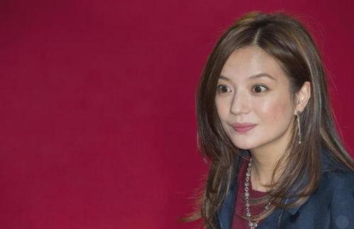 娱乐吃瓜女艺人出轨,吃瓜女艺人出轨事件引发热议