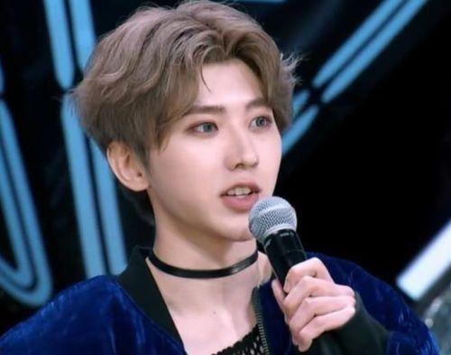 娱乐吃瓜君流量明星,揭秘娱乐圈背后的秘密与八卦