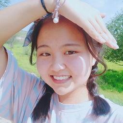 娱乐吃瓜头像女生图片,揭秘娱乐圈美女吃瓜瞬间